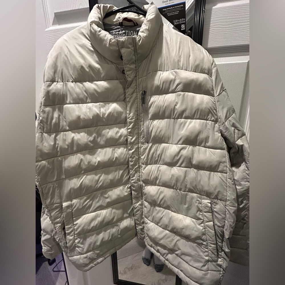 Kenneth Cole Reaction Light Gray Puffer Coat